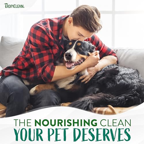 TropiClean Watermelon Paws & Butt Deep Cleaning Grooming Wipes, 100 Count