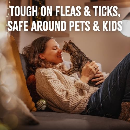 TropiClean Natural Flea & Tick Waterless Shampoo for Cats, 7.4 oz.