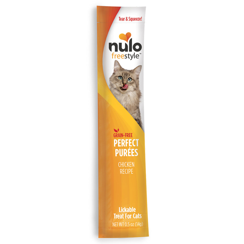 Nulo FreeStyle Chicken Lickable Cat Treat