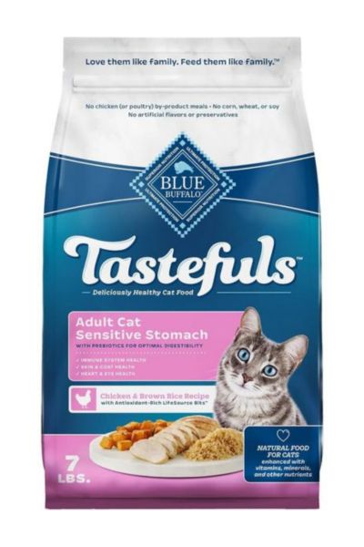 Blue Buffalo Tastefuls Sensitive Stomach Chicken Adult Dry Cat Food, 7 lbs.